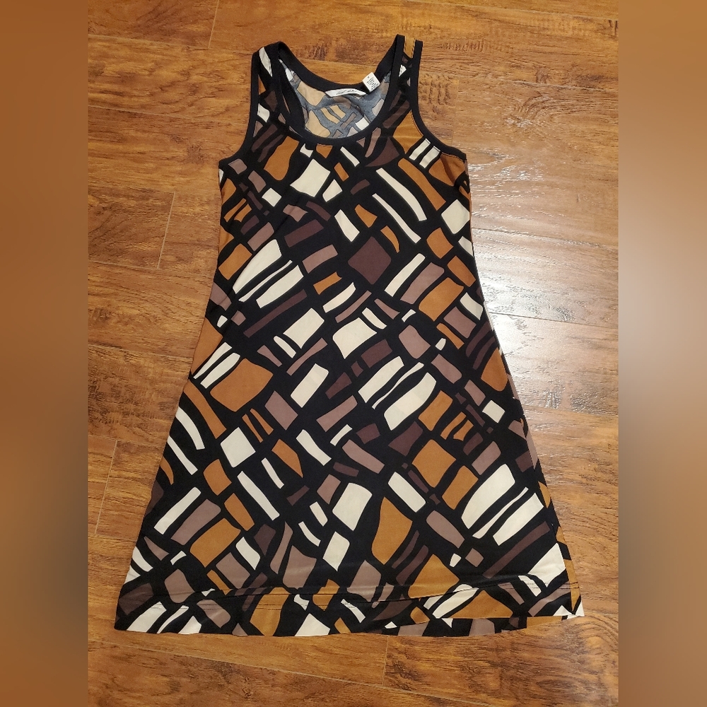 Sleveless dress M